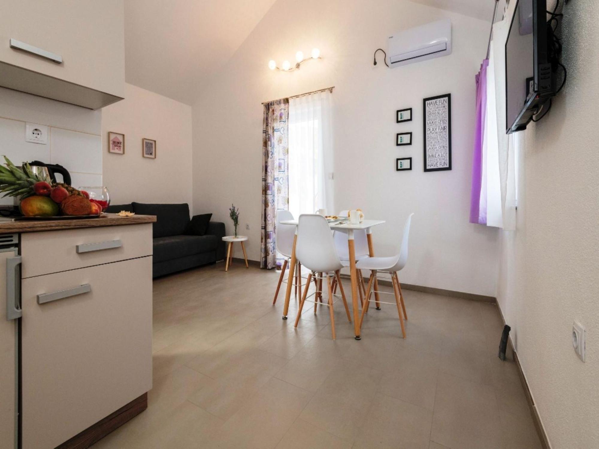 Apartmani Livaja Plano Номер фото